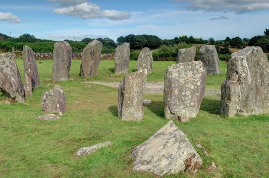 site historique du Cromlech de Drombeg en Irlande