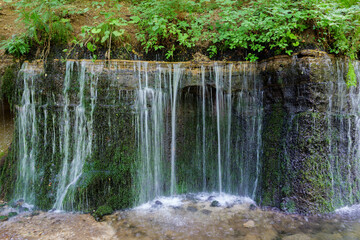 日本の美しい滝と清らかな流れ　軽井沢白糸の滝
