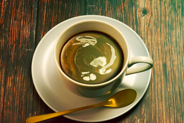 ミルクが混ざるコーヒー