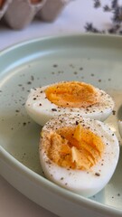 The perfect source of protein - neatly sliced boiled eggs for healthy eating.