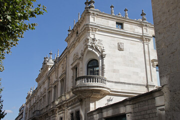 Fototapeta premium palace (archdiocese building) in burgos in spain 