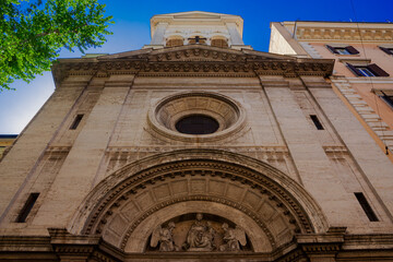 Close up of the facade of an old church in Rome
