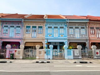 the colorful peranakan house of koon seng road in singapore