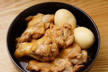 手羽元と卵の煮物