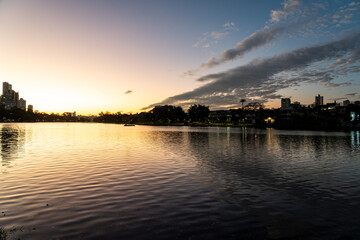 Naklejka premium Por do sol no Lago Igapó - Londrina - PR