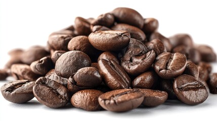 Naklejka premium Roasted coffee beans piled high (2)