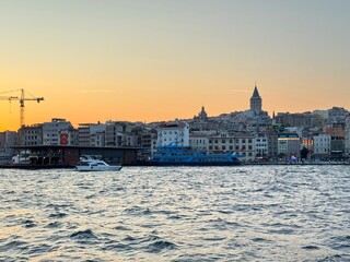 Fototapeta premium Sunset View of Istanbul with Galata Tower, Turkey