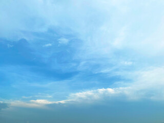 Obraz premium Beautiful clouds during spring time in a Sunny day. Blue sky and white fluffy clouds.