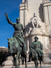 Obraz premium Monumento a Cervantes in Plaza de Espana, Madrid, Spain 