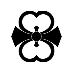 片喰紋・中陰の二つ片喰（ちゅうかげのふたつかたばみ）/ 中陰二つ剣片喰（ちゅうかげふたつけんかたばみ）