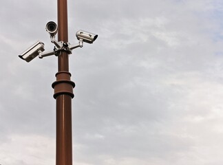 Outdoor surveillance camera