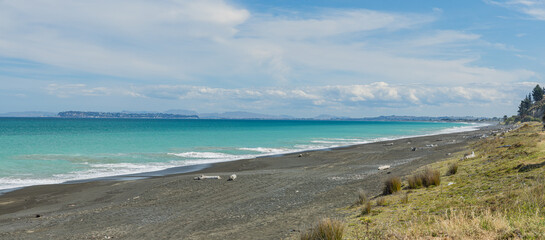 ニュージーランド　ホークスベイ地方のネイピアにあるベイ・ビューのビーチ沿いの風景