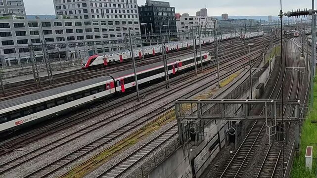 Train arriving at Z&uuml;rich main railway station, the central train station, in Switzerland largest city