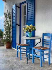 table and chairs
