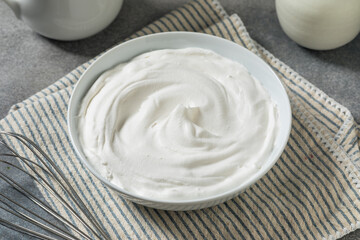 Sweet Homemade Vanilla Whipped Cream