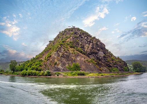 Stunning view of the famous Lorelei (Loreley) rock, in a narrow gorge of the Rhein river, Hessen, Rheinland-Pflaly, Germany