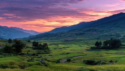 Obraz premium Mountain valley at sunset, vibrant colors