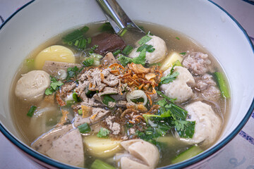 タイのバンコクのおいしい食事 