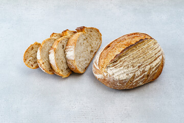 カットされたパンの断面