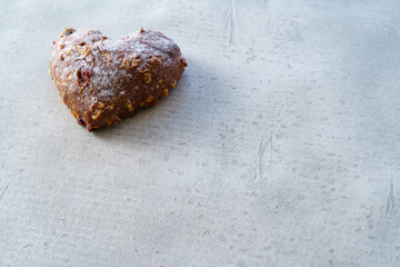 ハート型のパン