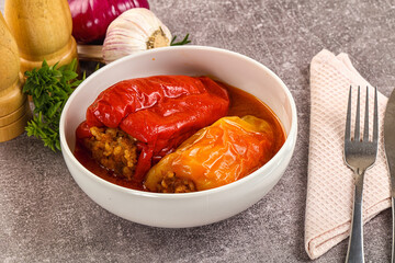 Stuffed bell pepper with meat