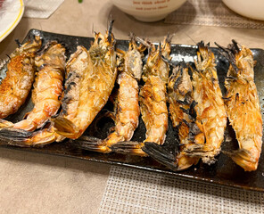 香ばしく焼かれた土エビの塩焼き