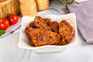 Buffalo chicken wings barbecue sauce