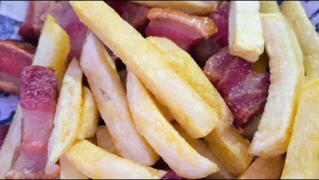 Torreznos de cerdo