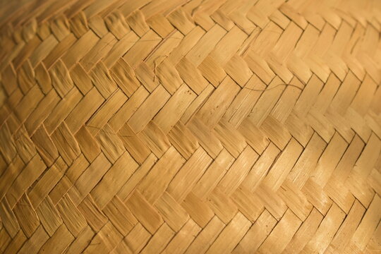 Textura de palha para festa junina, fundo decorativo de palhas secas tran&ccedil;adas de arraial de S&atilde;o Jo&atilde;o 