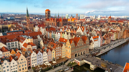 Obraz premium aerial view of gdansk historical center on a sunny day in winter