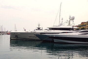 Fototapeta premium yachts in nice