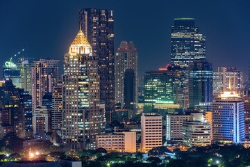 Obraz premium Bangkok business district at night time.