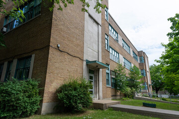 A vintage big school