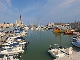 Fototapeta premium street view of the city of Trani, Italy