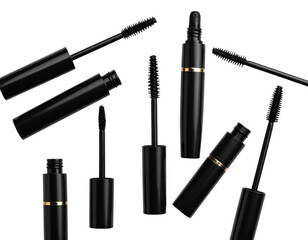 Obraz premium Scattered Mascara Tubes and Brushes in Dynamic Composition, Side Perspective, Transparent PNG