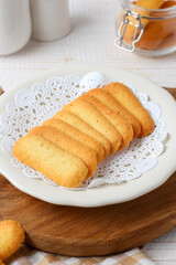 Kue lidah kucing. cat tongue cookies.