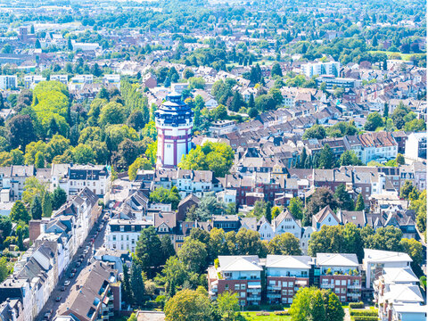 Der Wasserturm an der Viersener Strasse in M&ouml;nchengladbach