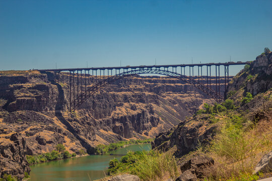 Perrine Memorial Bridge over Sanke River