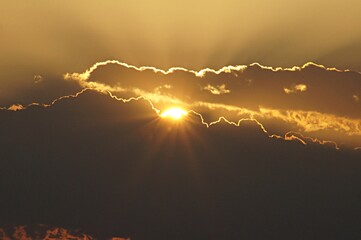 Soleil couchant dans le sud