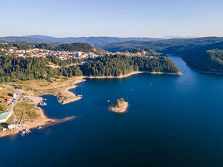 Naklejka premium Summer view of Dospat Reservoir, Bulgaria
