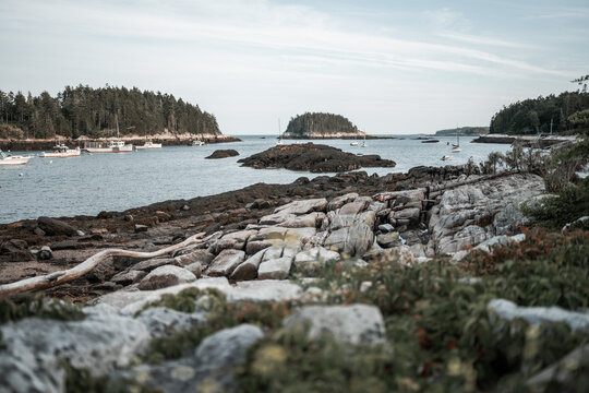 Bar Harbor in Maine, USA. Explore lighthouses, lobster shacks and gorgeous scenery through Arcadia National Park.
