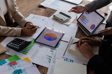  Market Financial research reports and analyze the graph of the company's income statistics,...
