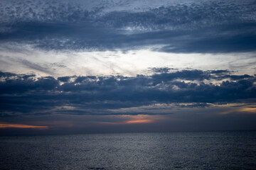 Fototapeta premium sunset over the sea