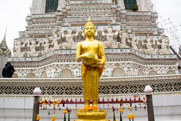 Wat Arun, Temple of Dawn the landmark of Thailand 