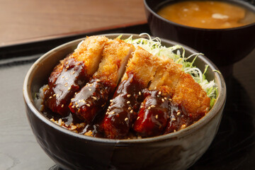 味噌カツ丼