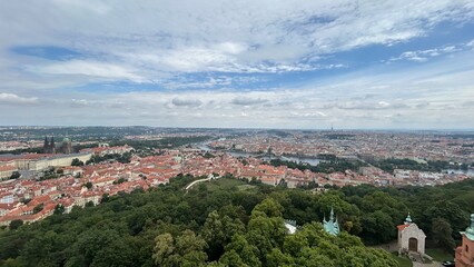 Obraz premium Prague Cityscape with Charles Bridge and Vltava River from Petřín Lookout