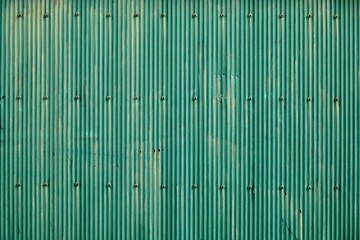 緑の古いトタン