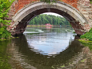 Fototapeta premium ancient arch