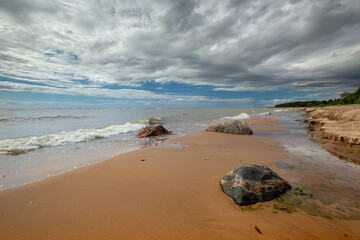 beach and sea © talavietis