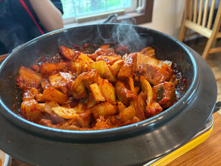김치제육볶음